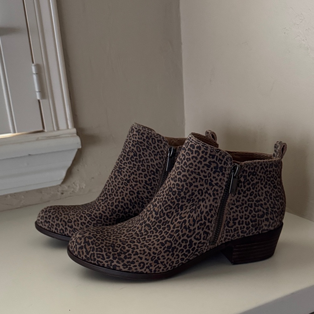 Lucky Brand Tan Leopard Ankle Booties